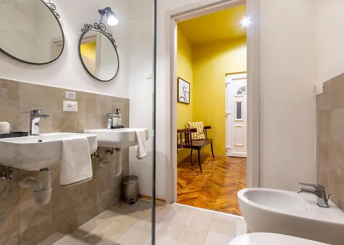 Apartment Tram For 4 Guests *